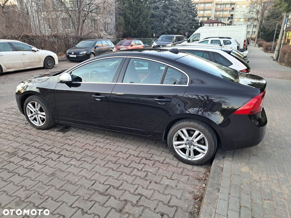 Volvo S60 D3 Summum - 4