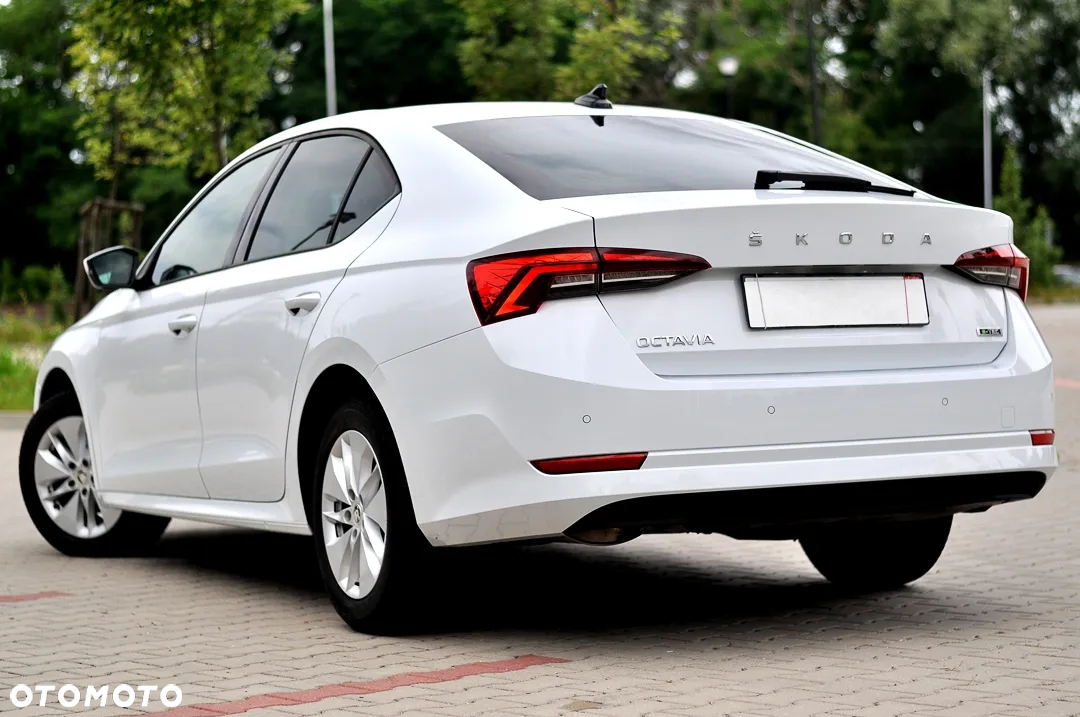 Skoda Octavia 1.5 TSI e-TEC DSG Ambition - 8