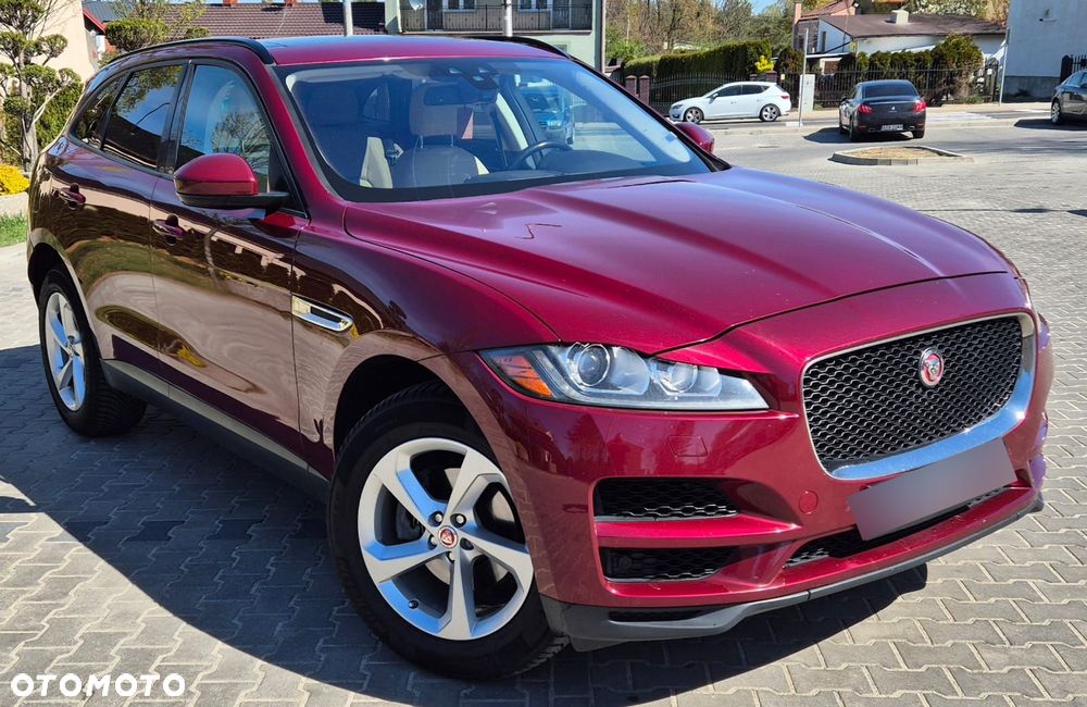 Jaguar F-Pace - 1