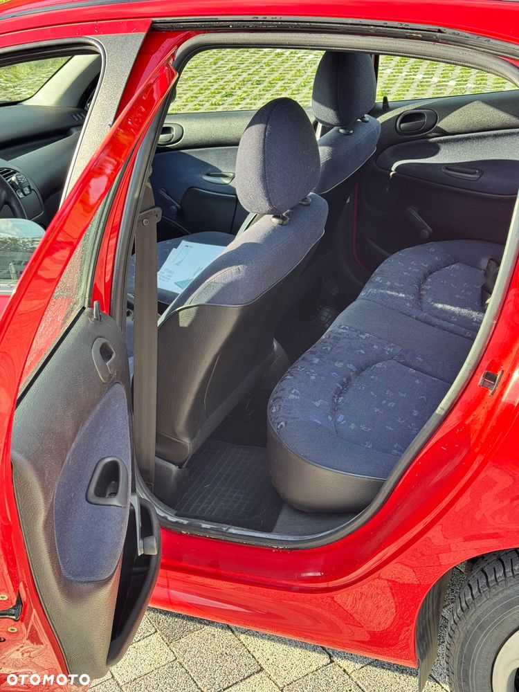 Peugeot 206 1.1 XR - 8