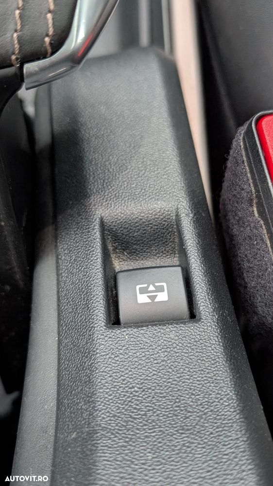 Peugeot 2008 PureTech 82 Allure - 12