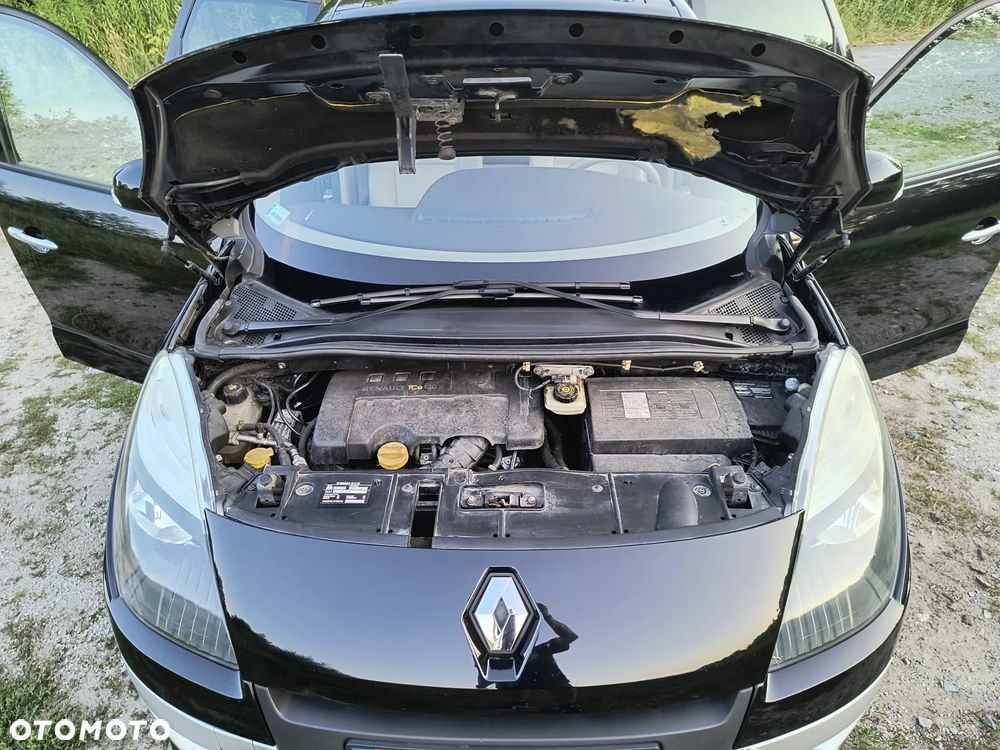 Renault Scenic 1.4 16V TCE Bose Edition - 9