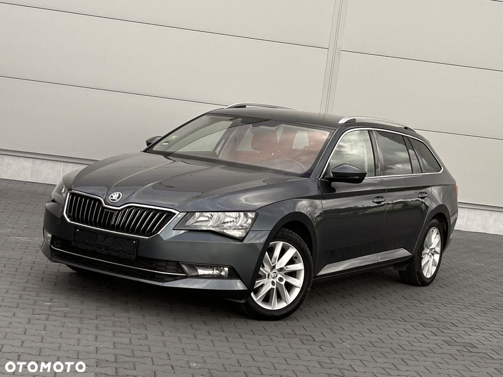 Skoda Superb 2.0 TDI DSG Premium Edition - 1