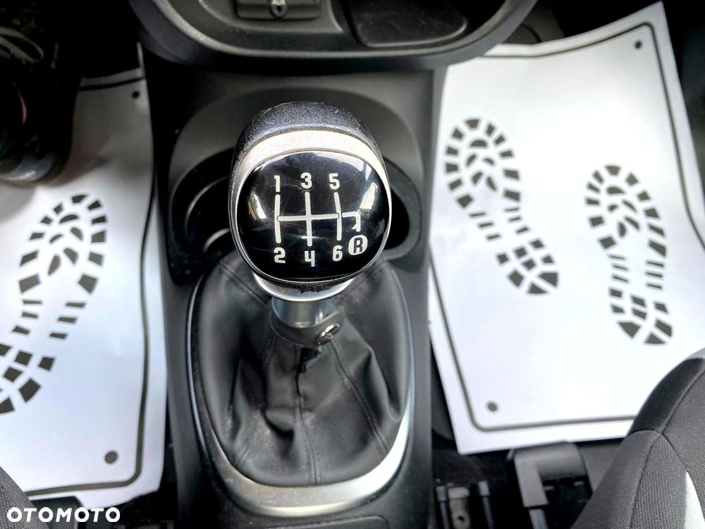 Fiat 500L 1.4 16V Lounge - 24