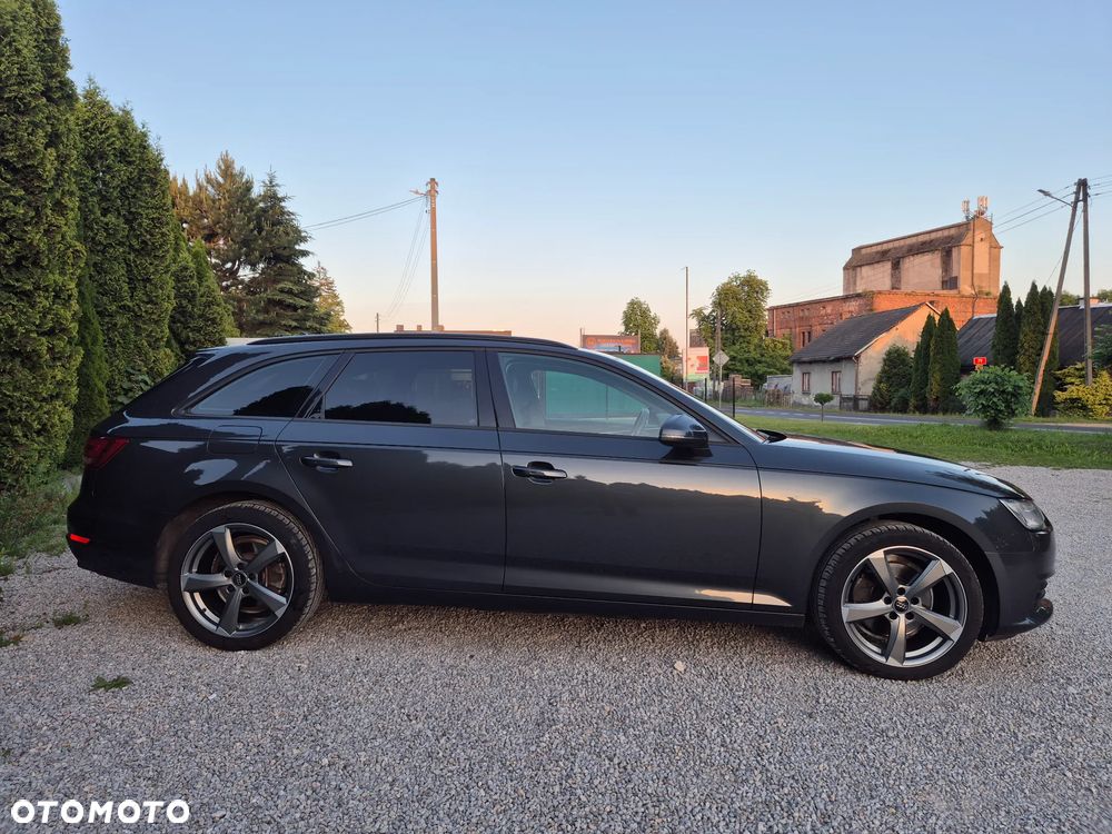 Audi A4 Avant 30 TDI S tronic advanced - 21