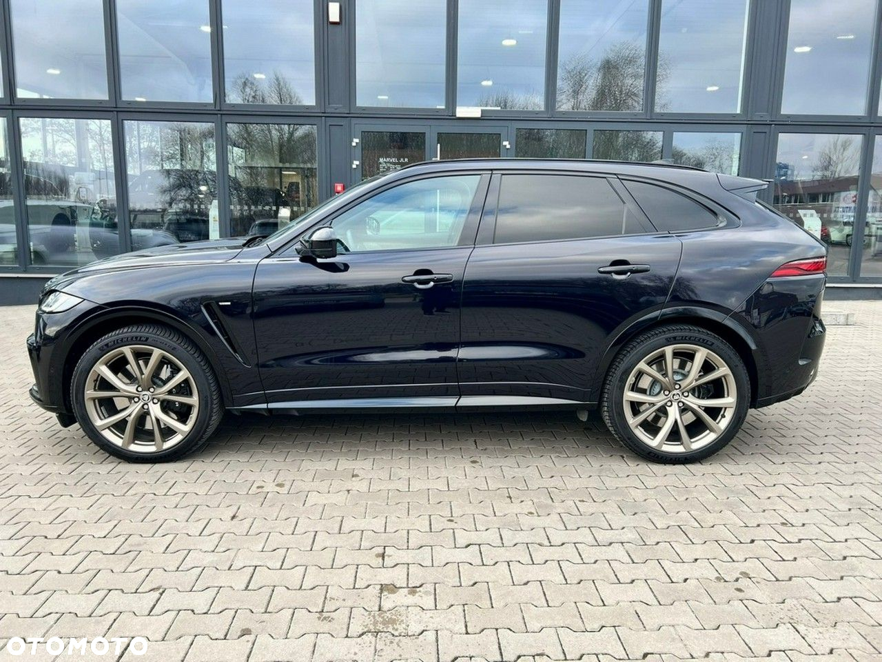 Jaguar F-Pace - 9