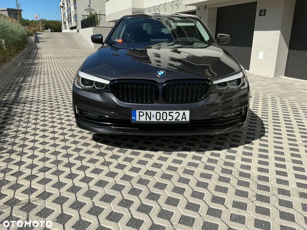 BMW Seria 5 520d Luxury Line - 33