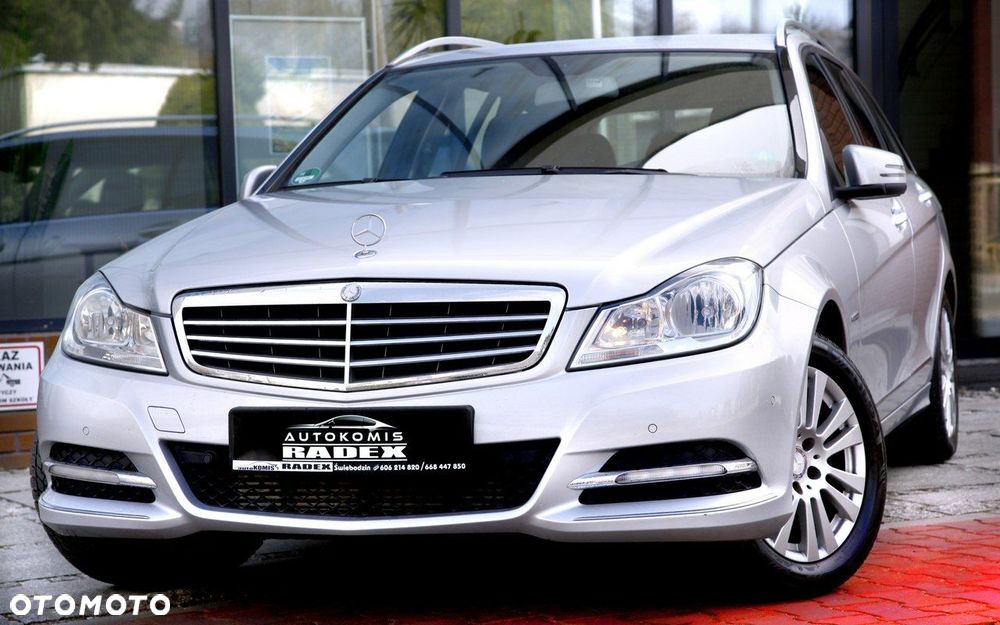 Mercedes-Benz Klasa C 200 (BlueEFFICIENCY) 7G-TRONIC Elegance - 19