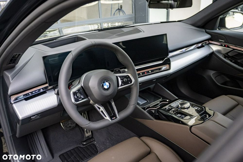 BMW Seria 5 - 12