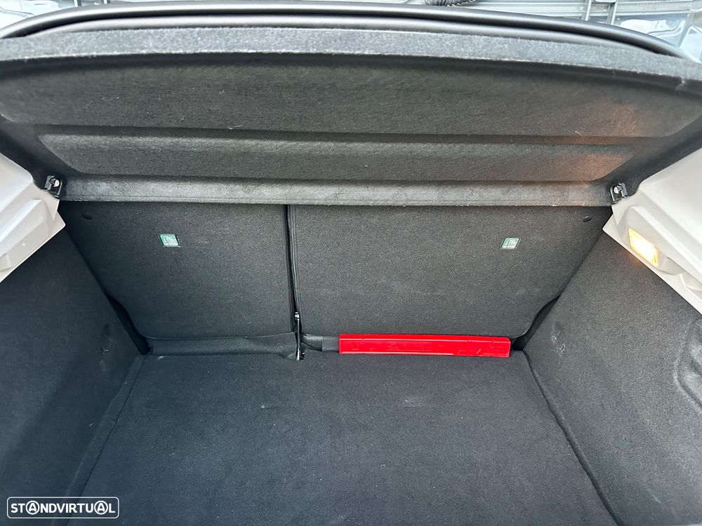 Renault Clio 1.0 TCe Limited Bi-Fuel - 44