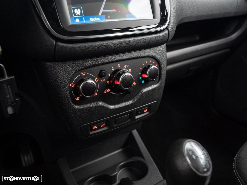 Dacia Lodgy 1.5 Blue dCi Stepway 7L - 22