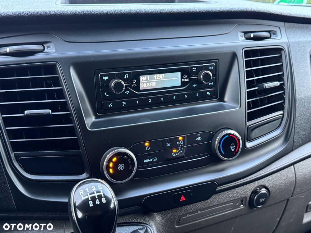 Ford Transit Custom - 19