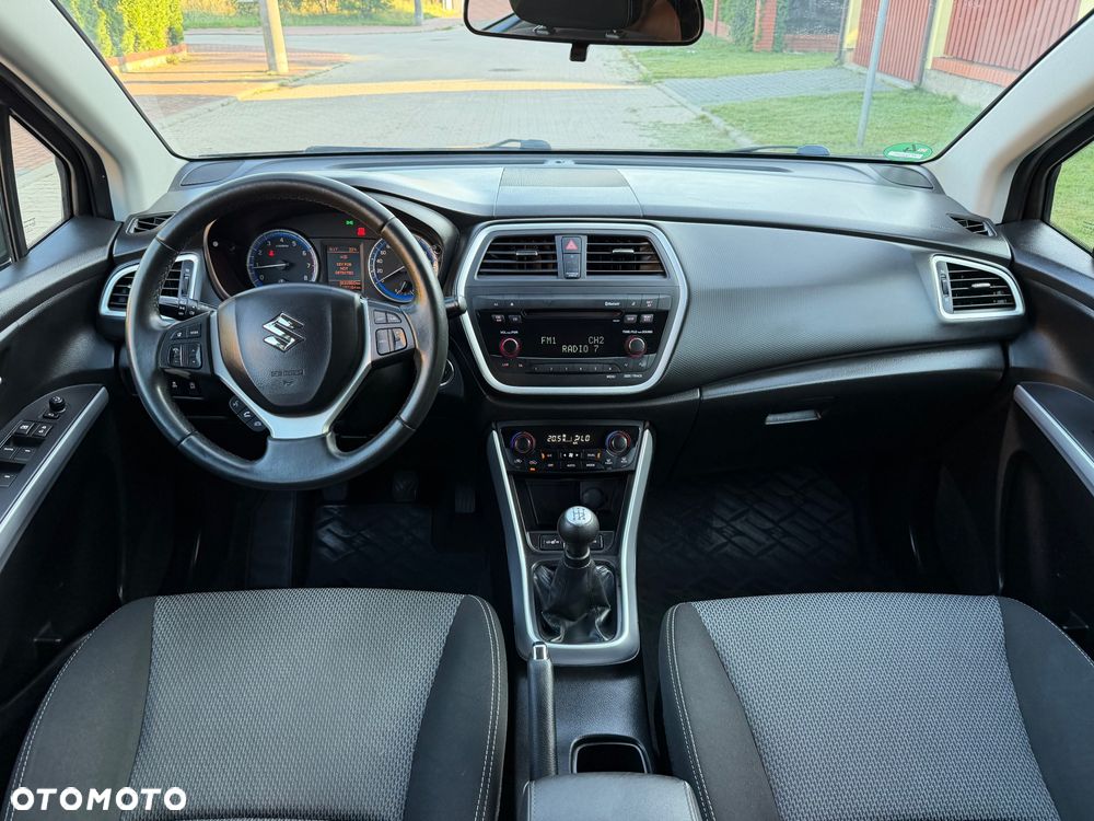 Suzuki SX4 S-Cross 1.6 VVT 4x2 limited+ - 6