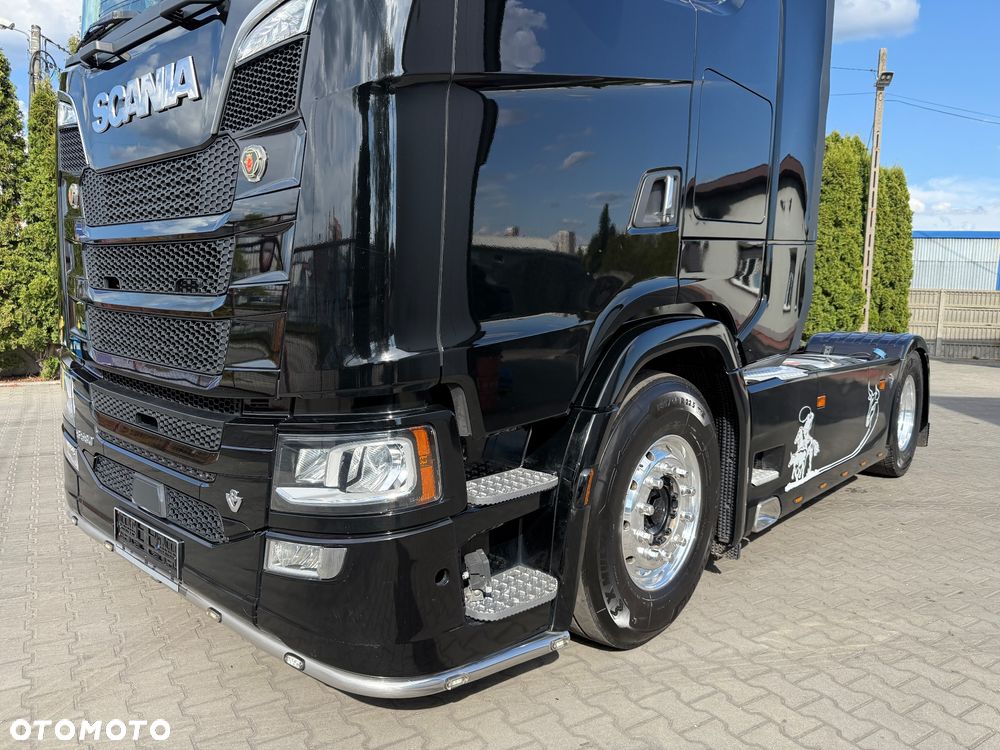 Scania - 17