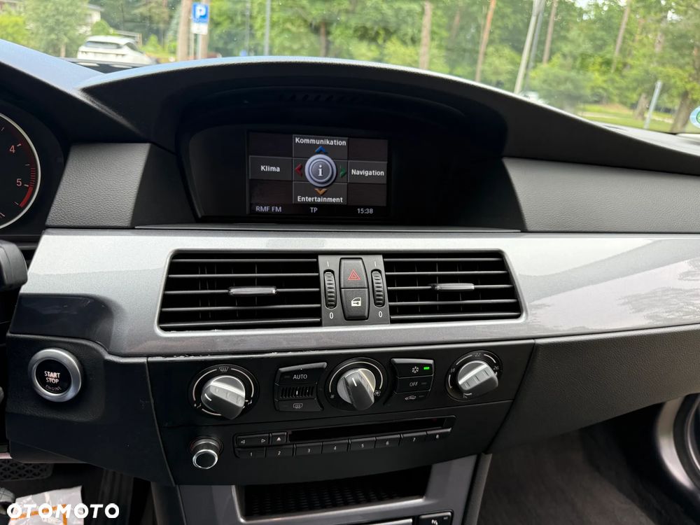 BMW Seria 5 - 25