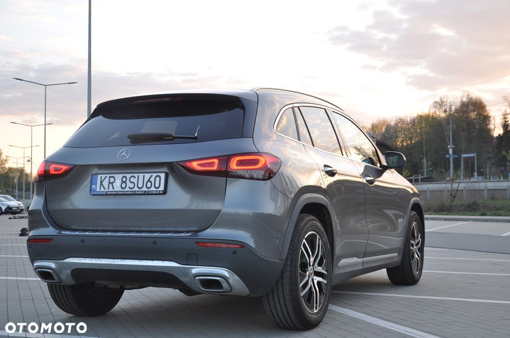 Mercedes-Benz GLA 200 Business Edition - 8