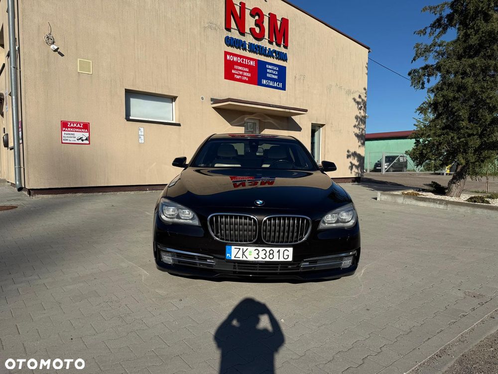 BMW Seria 7 740d - 6