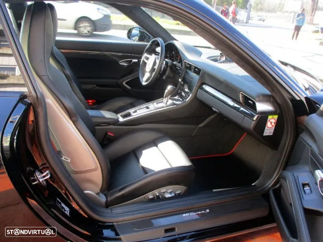 Porsche 911 (991) Carrera S Endurance Racing Edition - 16