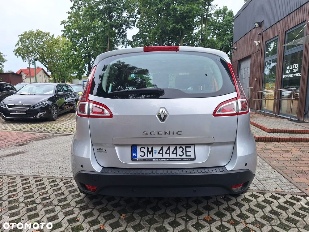Renault Scenic 1.6 16V 110 TomTom Edition - 9