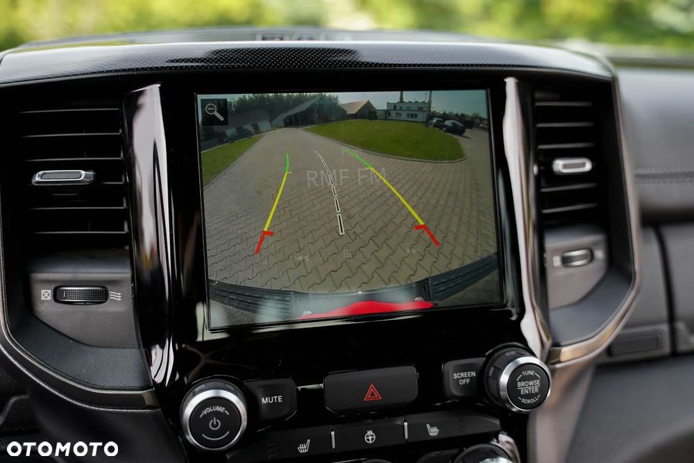 Dodge RAM 5.7 4x4 - 36