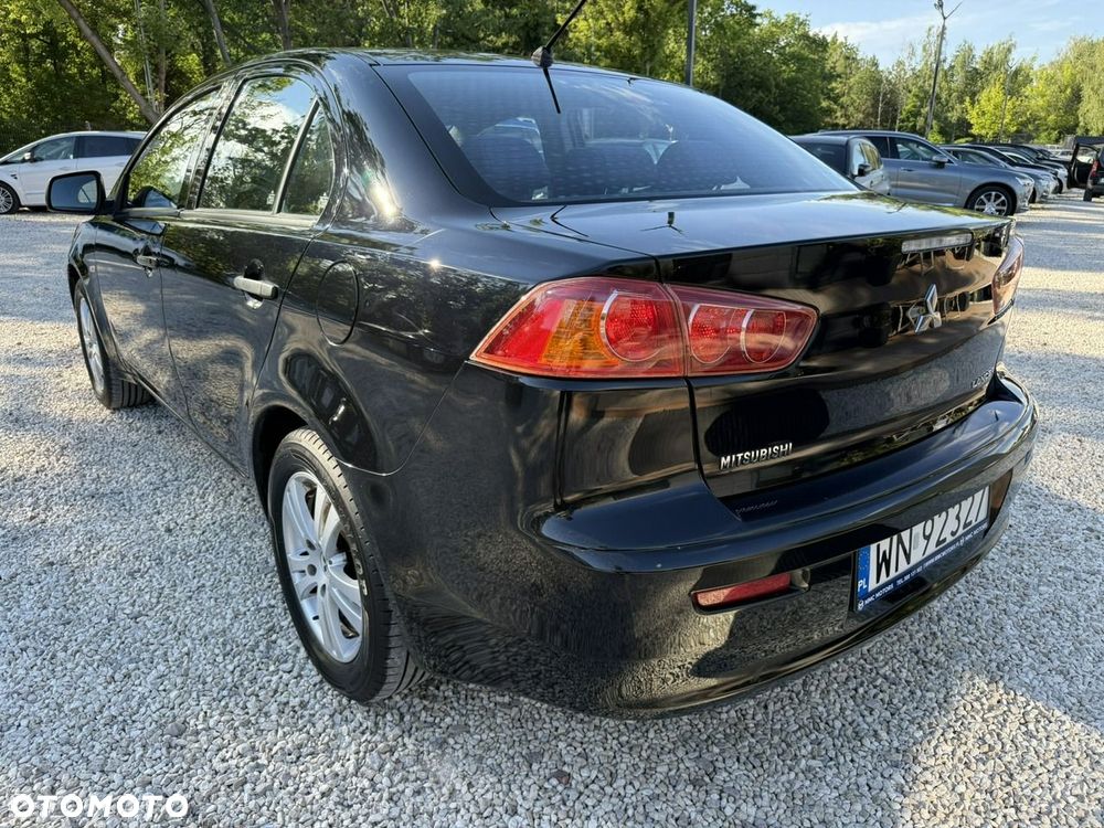 Mitsubishi Lancer - 15