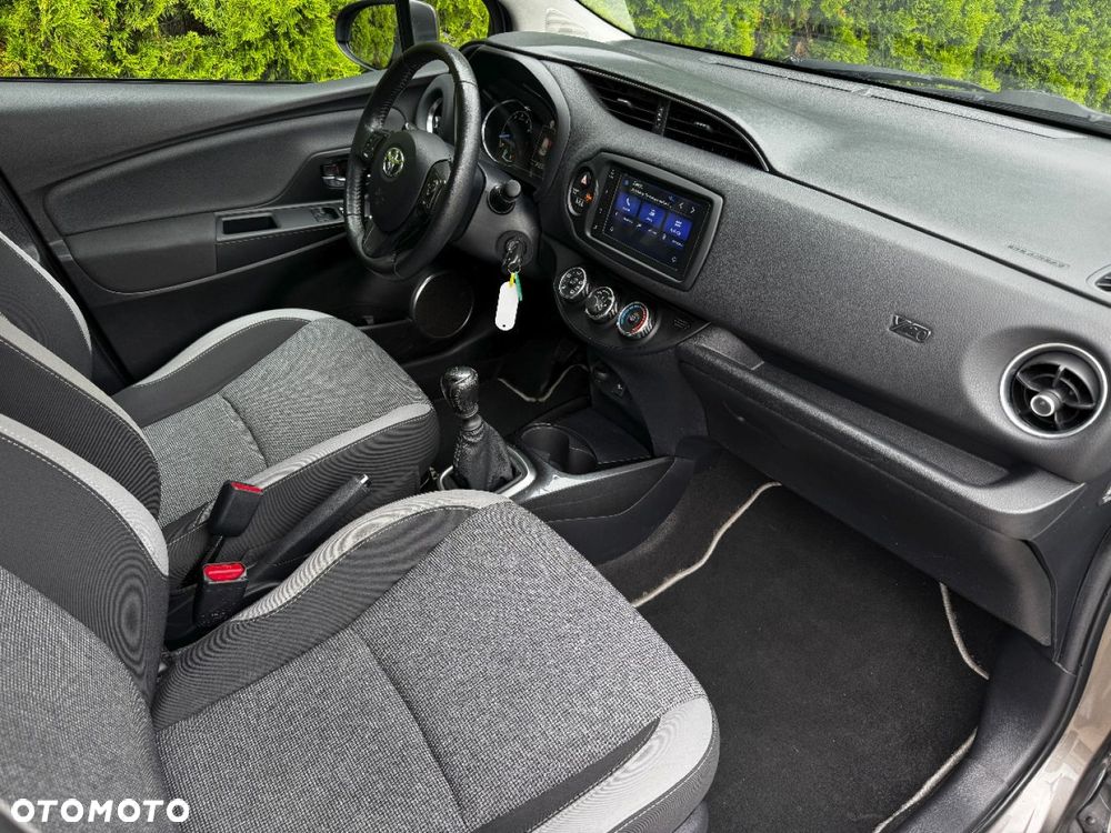 Toyota Yaris 1.5 20th Anniversary - 19