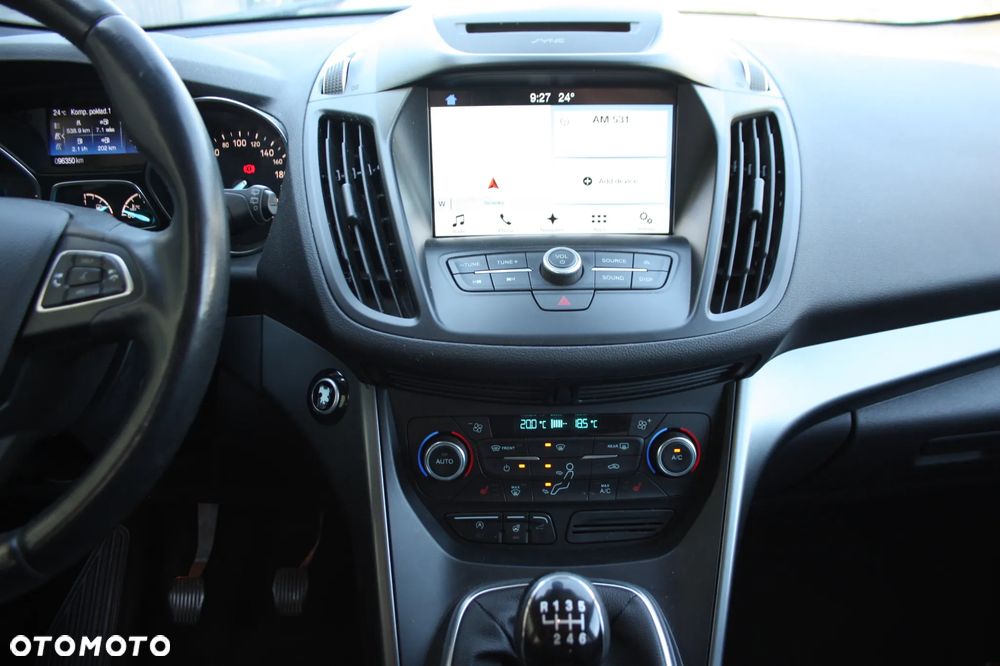 Ford Kuga 1.5 EcoBoost 2x4 Trend - 14
