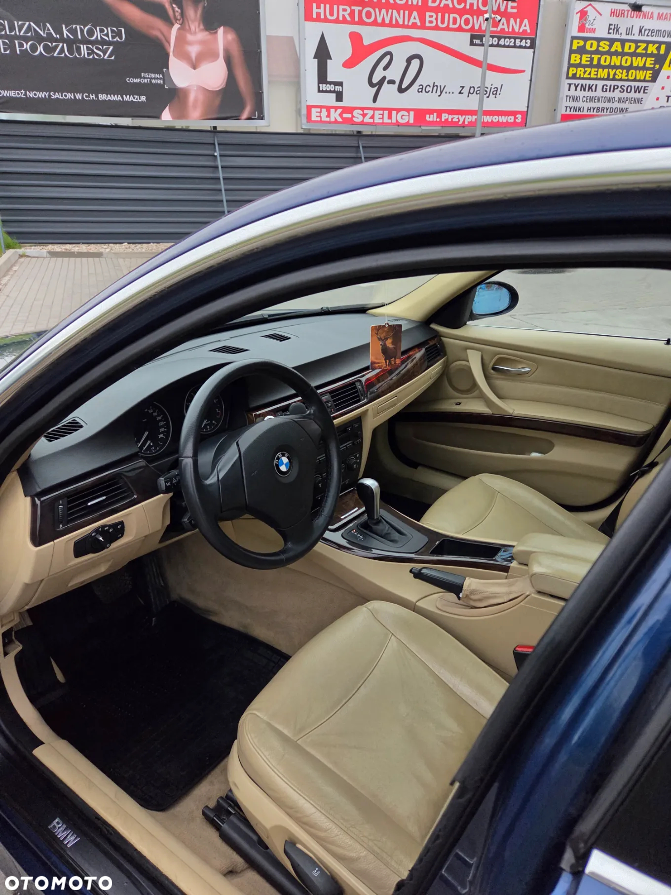 BMW Seria 3 325xi Touring - 14