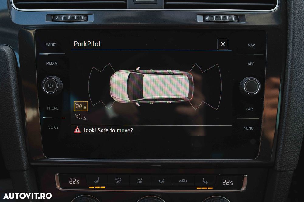 Volkswagen Golf 2.0 TDI DSG Highline - 16