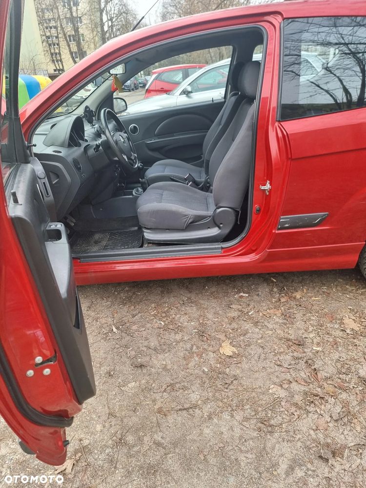 Chevrolet Aveo - 13