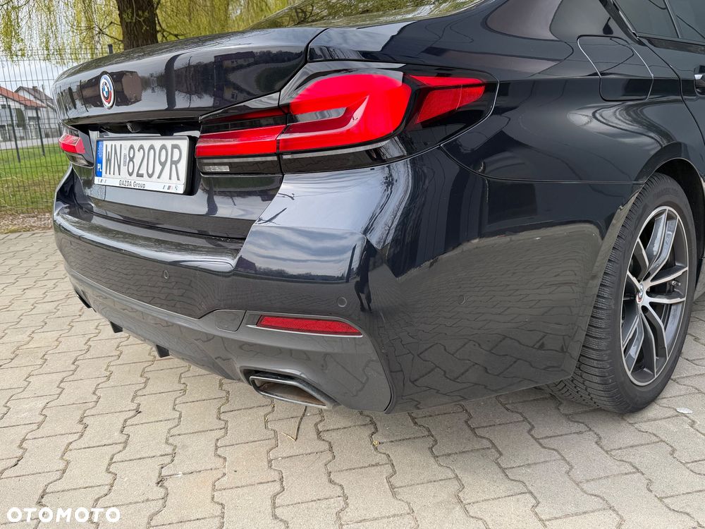 BMW Seria 5 520d MHEV M Sport sport - 17