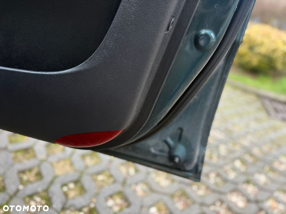 Kia Sportage 2.0 CRDI 4WD LX - 20