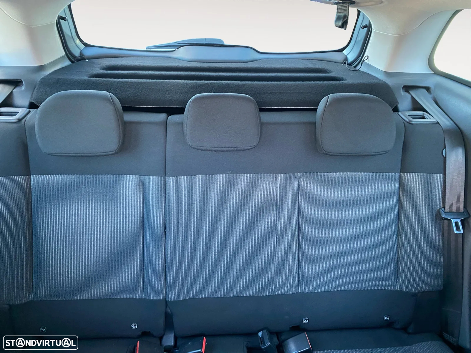 Citroën C3 Aircross 1.2 PureTech C-Series - 14