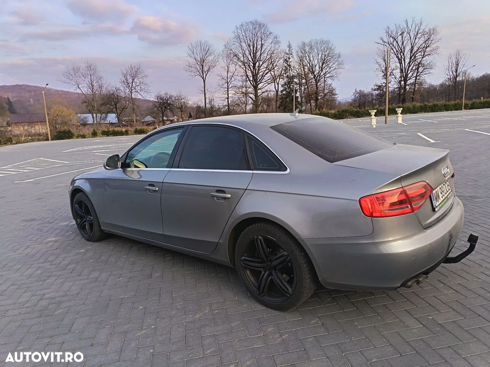 Audi A4 2.0 TDI DPF multitronic Ambiente - 27