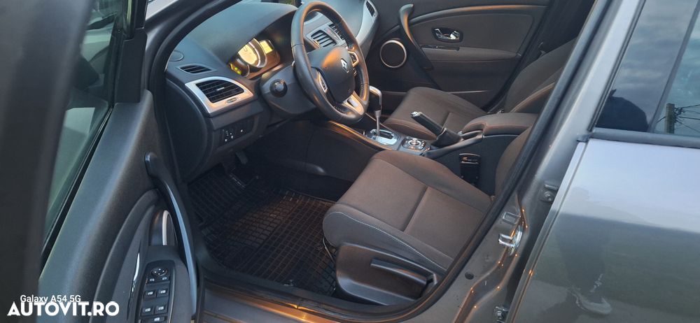 Renault Megane 1.5 dCi EDC Olympic - 9
