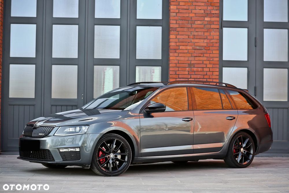 Skoda Octavia 2.0 TDI DSG RS - 8