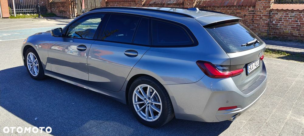 BMW Seria 3 318d MHEV - 7