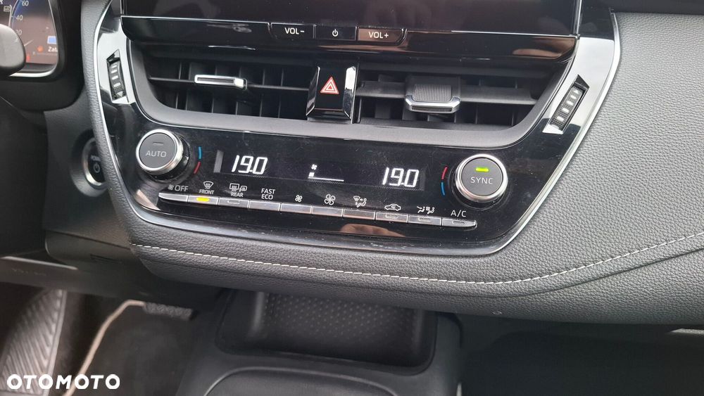 Toyota Corolla 1.8 Hybrid Comfort - 19
