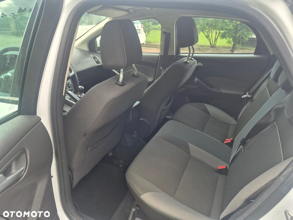 Ford Focus 1.6 TDCi Edition - 9