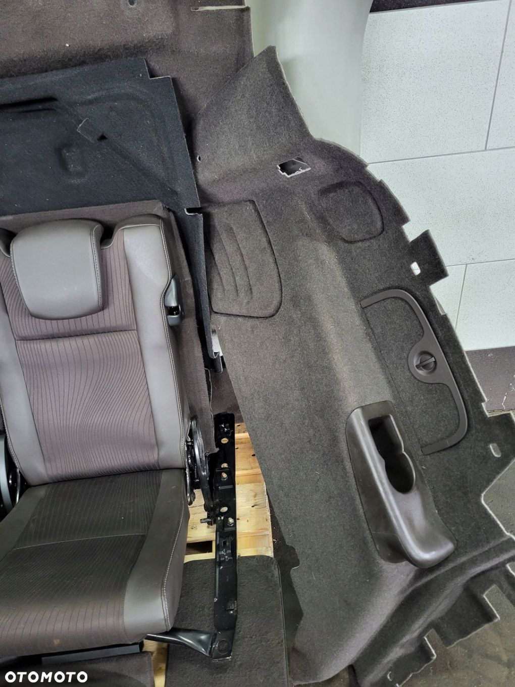 fotel fotele iii rzędu boczki tapicerka pasy komplet RENAULT SCENIC III GRA - 5