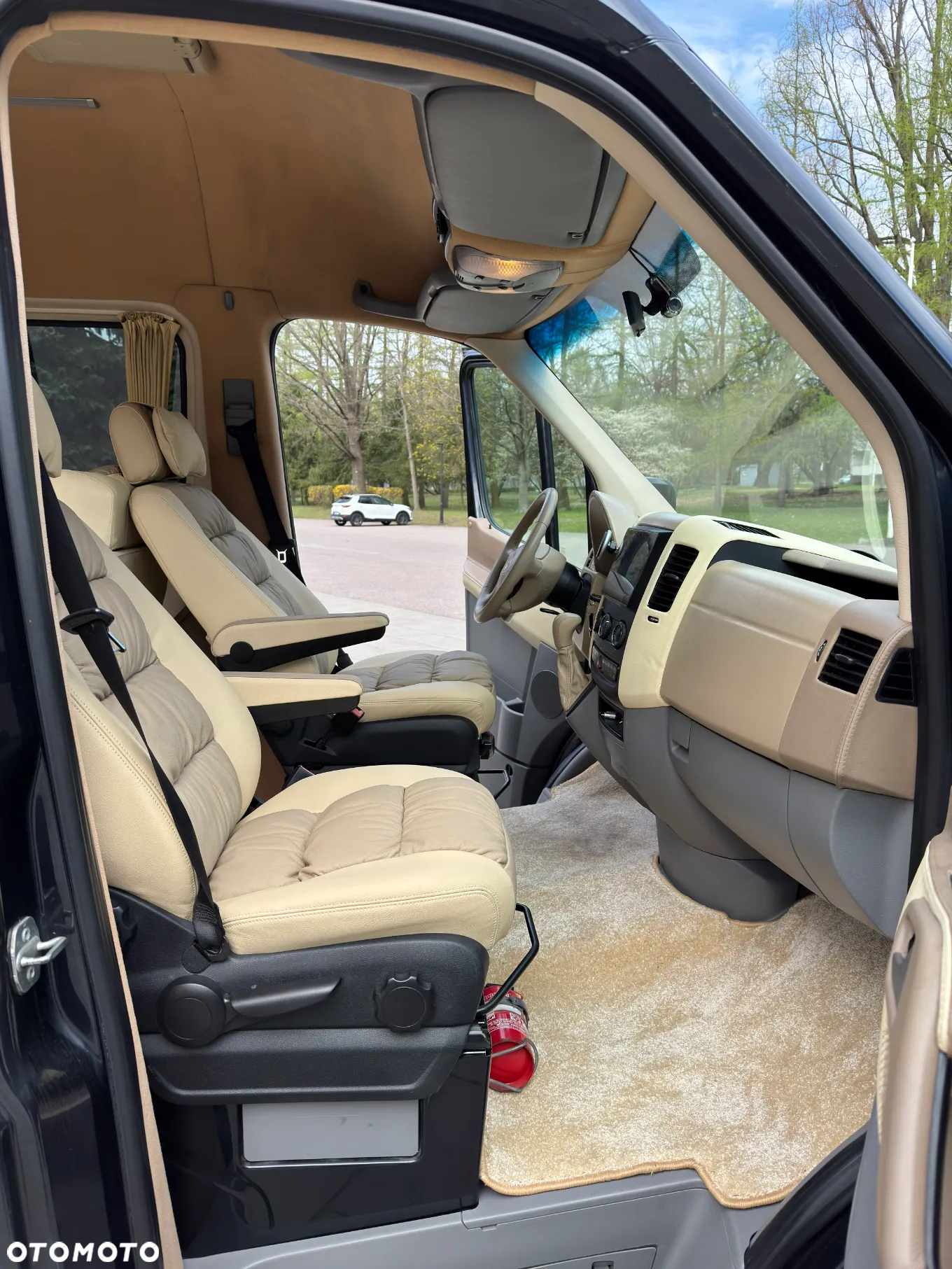 Mercedes-Benz Sprinter - 20