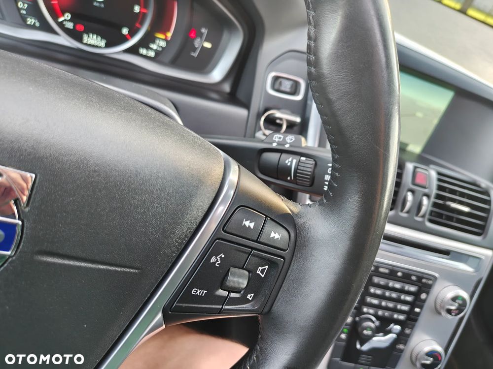 Volvo XC 60 D3 Ocean Race - 30