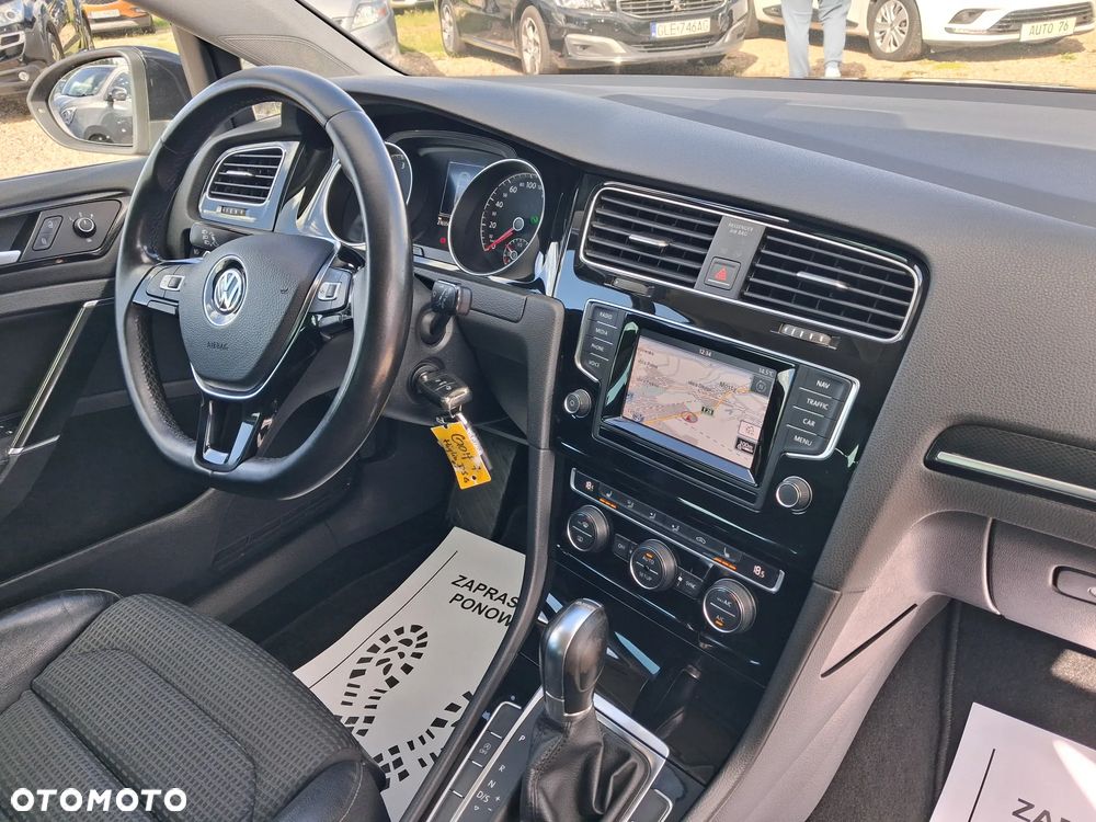 Volkswagen Golf 2.0 BlueTDI DSG Highline - 32