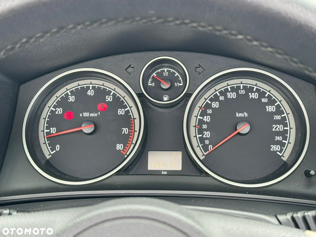 Opel Astra GTC 1.6 Cosmo - 23