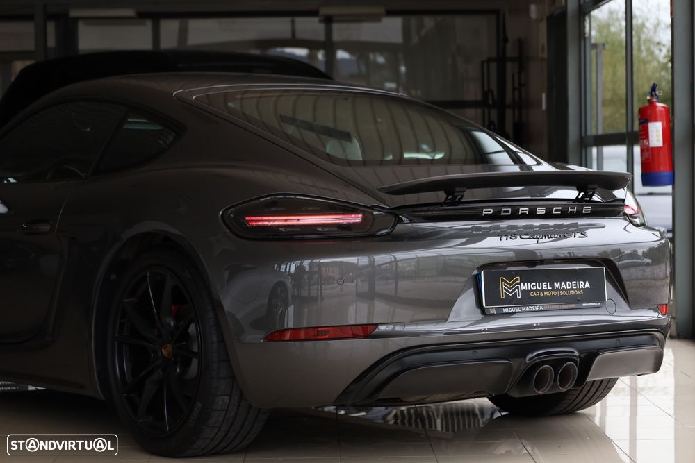 Porsche 718 Cayman GTS PDK - 23