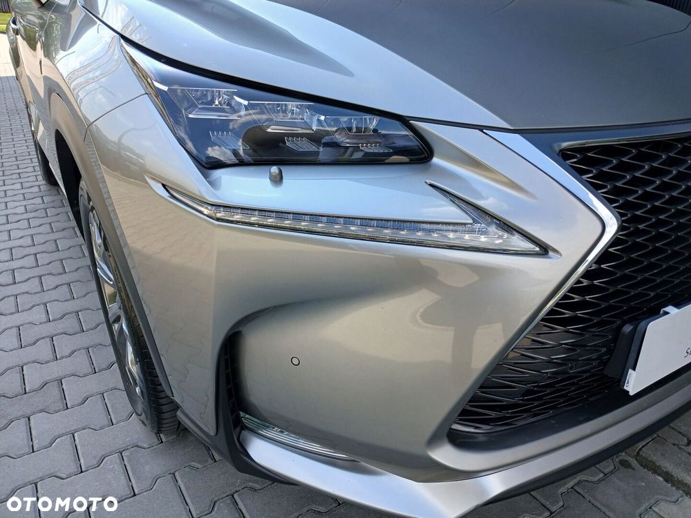 Lexus NX 200t F Sport AWD - 35