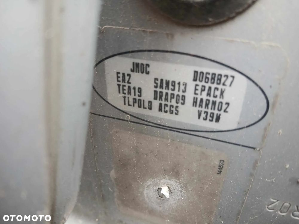 Renault Scenic II Zderzak przedni - 5