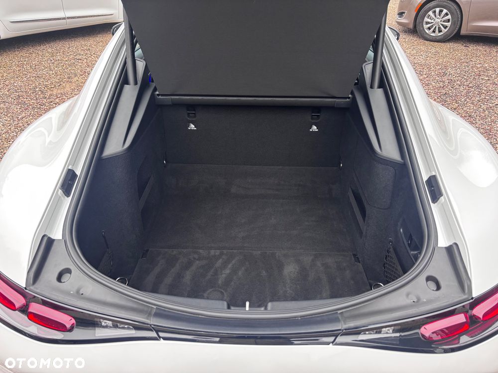 Mercedes-Benz AMG GT - 32