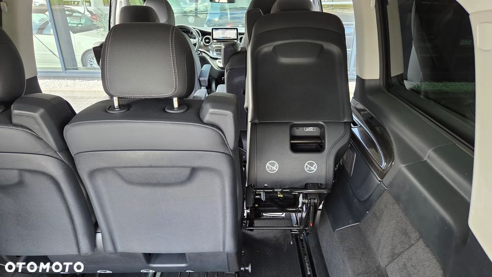 Mercedes-Benz Klasa V 250 d lang 9G-TRONIC Avantgarde - 13