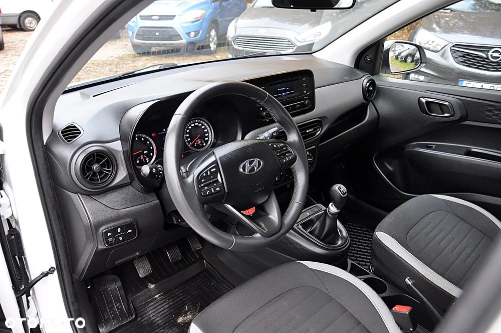 Hyundai i10 - 13